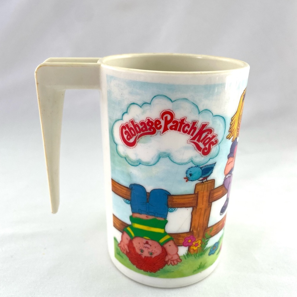 Vintage 1984 Cabbage Patch Dolls Plastic Cup Mug 4” tall